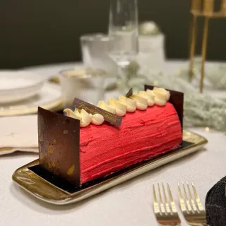 Bûche Neige & Rubis - 6 personnes